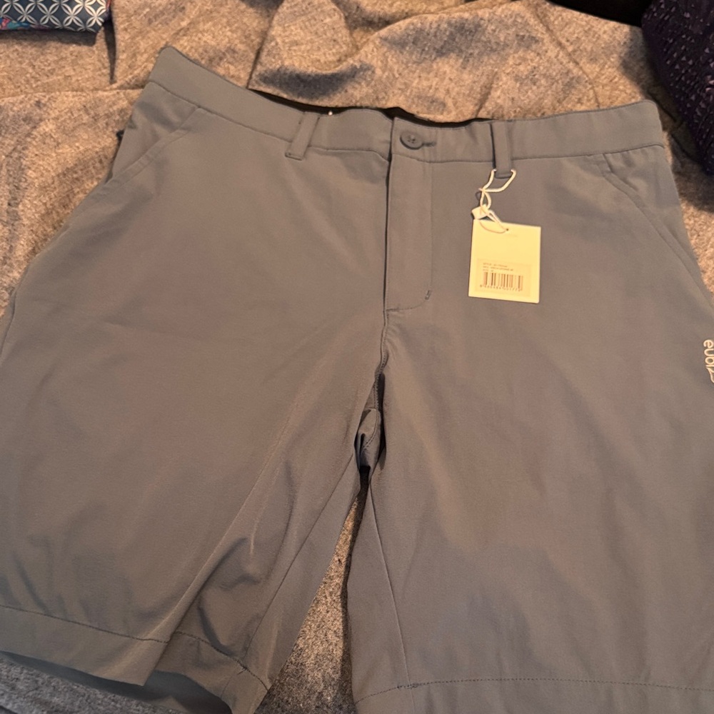 Men’s Eubi air chino shorts color arch stone size medium new with tag